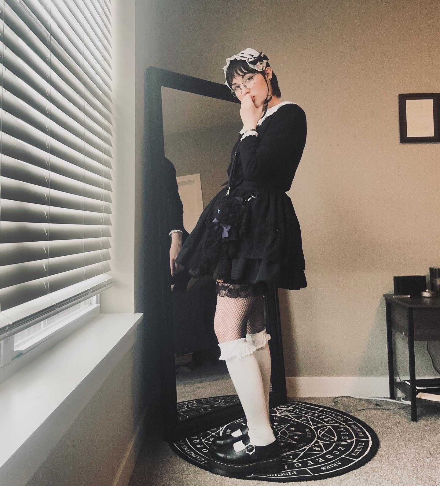 My coord including a rectangle headdress, a short BtSSB skirt, and Doc Martens mary janes